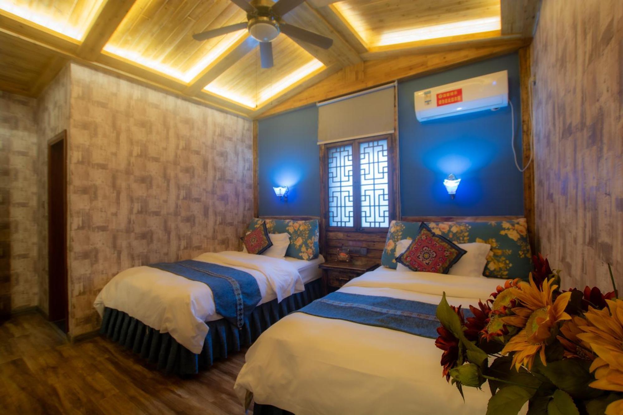 Floral Hotel - Baihui Living Zhangjiajie Luaran gambar