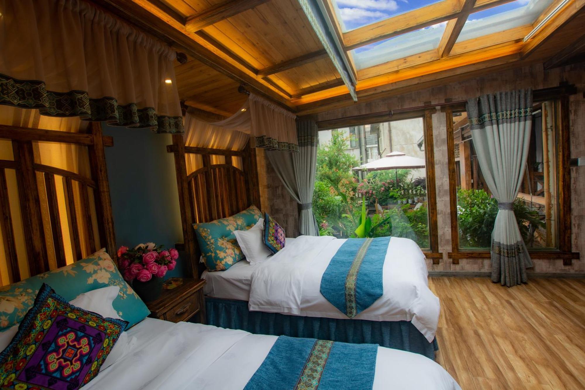 Floral Hotel - Baihui Living Zhangjiajie Luaran gambar
