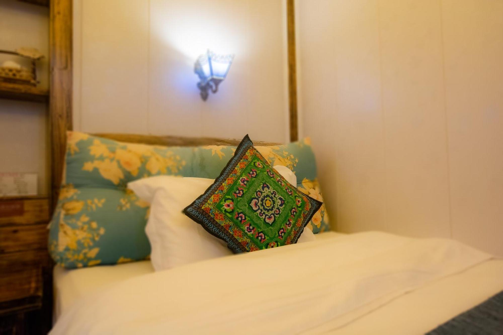 Floral Hotel - Baihui Living Zhangjiajie Luaran gambar